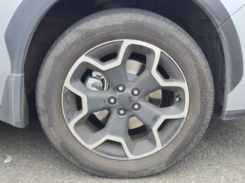 Used 2014 Subaru Crosstrek 2.0i Limited AWD/4WD image 4