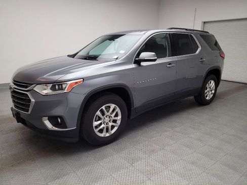 Used 2019 Chevrolet Traverse LT image 2