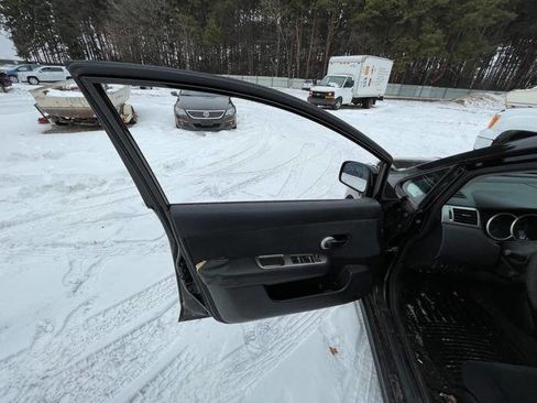 Used 2011 Nissan Versa 1.8 S w/ PWR Plus Pkg image 20