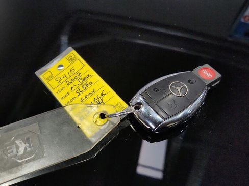 Used 2007 Mercedes-Benz SL 550 image 28