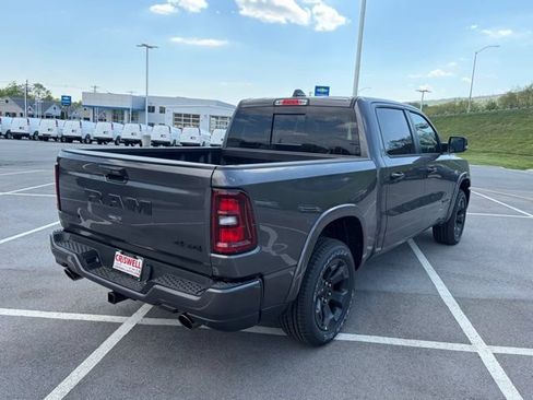 New 2026 RAM 1500 Big Horn AWD/4WD image 8