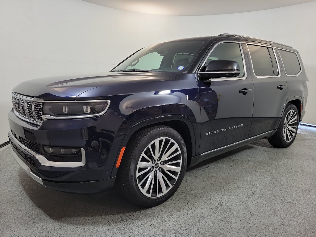 Used 2025 Jeep Grand Wagoneer 4WD image 3