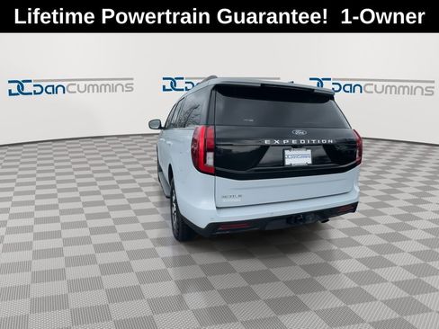 Used 2025 Ford Expedition Active AWD/4WD image 7