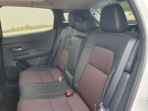 New 2026 Nissan Kicks SR w/ SR Premium Package image 15