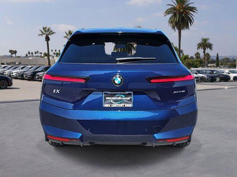 New 2026 BMW iX xDrive45 w/ Premium Package image 6
