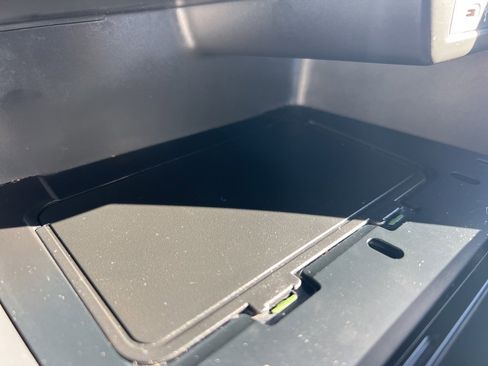 Used 2024 Volkswagen Jetta SE image 14