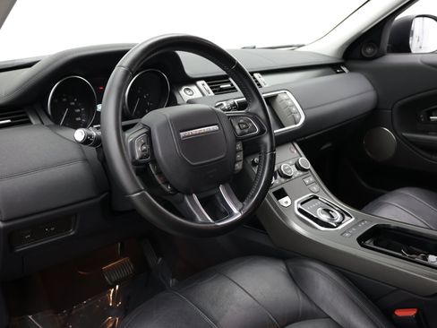 Used 2018 Land Rover Range Rover Evoque SE AWD/4WD image 11