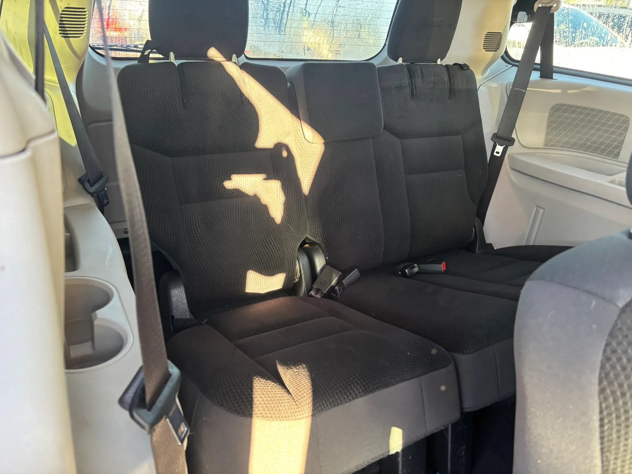 Used 2019 Dodge Grand Caravan SE FWD image 17