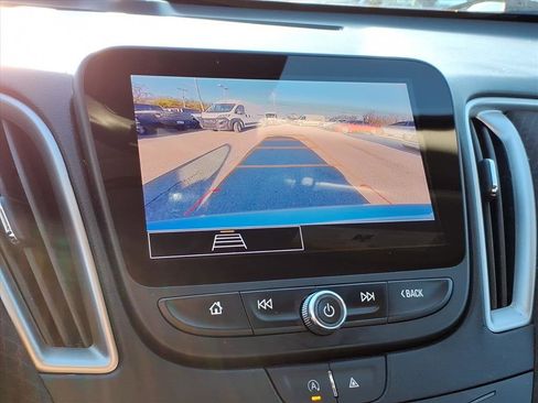 Used 2023 Chevrolet Malibu LT image 24