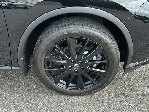 Certified 2024 Nissan Murano SV w/ SV Midnight Edition Package image 9