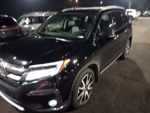 Used 2022 Honda Pilot Touring image 7