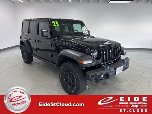 Used 2023 Jeep Wrangler Unlimited w/ Cold Weather Group AWD/4WD image 1