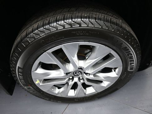 Certified 2025 Toyota RAV4 XLE Premium image 13