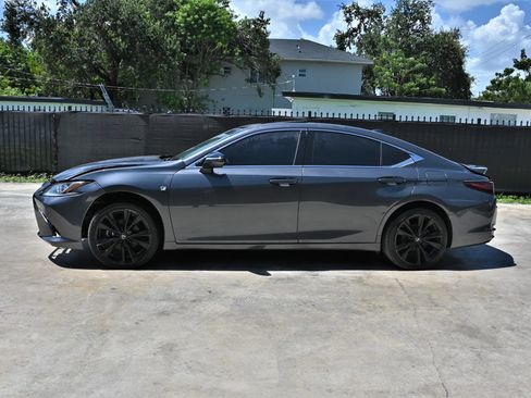 Used 2022 Lexus ES 350 F Sport w/ Accessory Package 2 FWD image 5