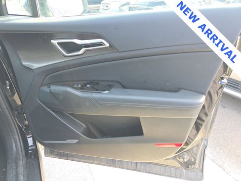 Used 2024 Kia Sportage EX image 41