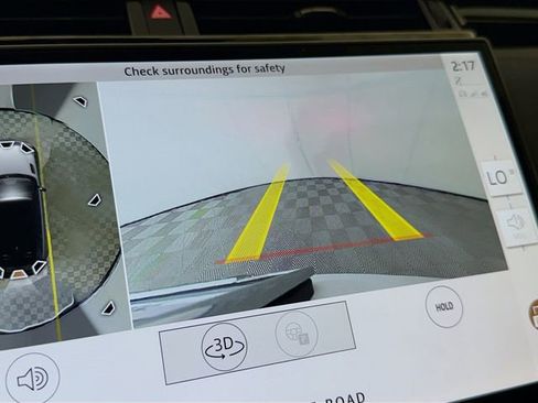 Certified 2026 Land Rover Range Rover Velar Dynamic SE image 17