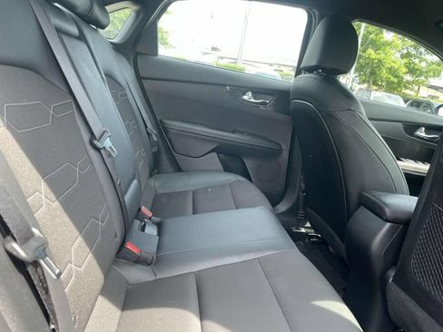 Certified 2022 Kia Forte GT-Line FWD image 15