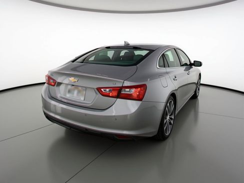 Used 2023 Chevrolet Malibu LT w/ Driver Confidence Package image 9