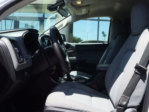 Used 2018 Chevrolet Colorado W/T w/ WT Convenience Package RWD image 38