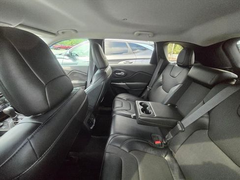 Used 2022 Jeep Cherokee Latitude Lux AWD/4WD image 5