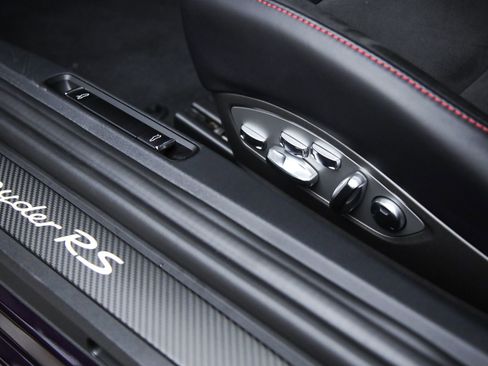 Certified 2024 Porsche 718 Boxster Spyder RS RWD image 21