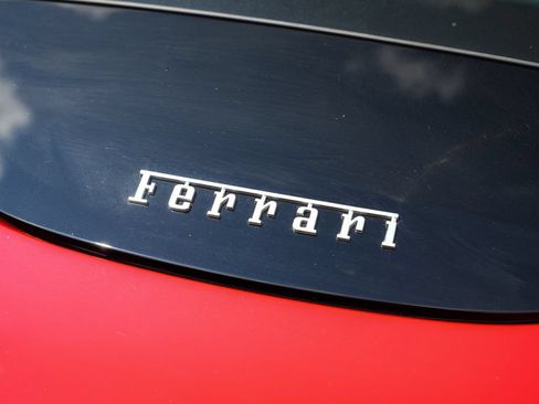 Used 2024 Ferrari Roma RWD image 19