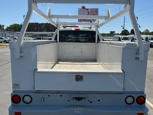 Used 2024 Ford F350 XL w/ XL Chrome Package RWD image 3