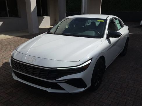 Certified 2026 Hyundai Elantra Sport FWD image 1
