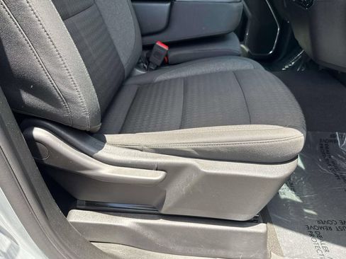 Used 2024 GMC Sierra 1500 SLE RWD image 10