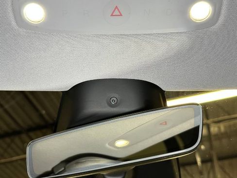 Used 2025 Tesla Model 3 Long Range RWD image 37