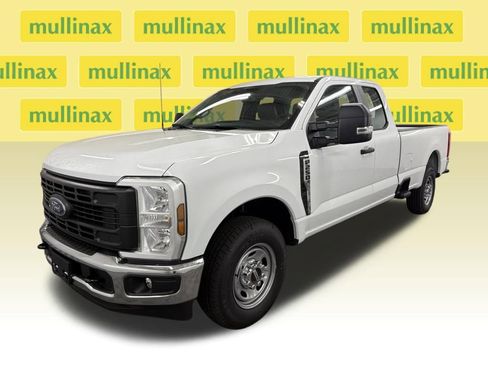 New 2026 Ford F250 XL w/ XL Chrome Package image 13