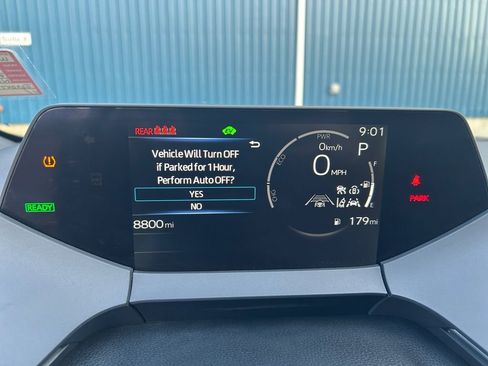 Used 2025 Toyota Prius AWD image 16