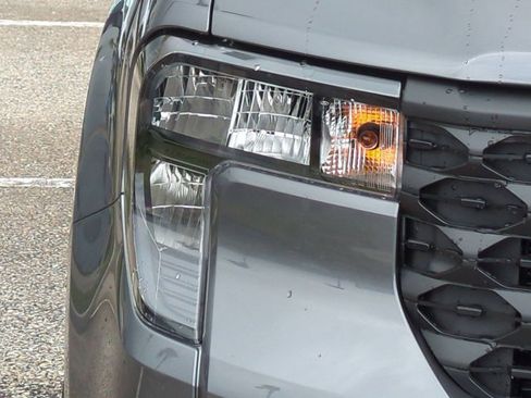 New 2026 Ford Maverick XL image 10