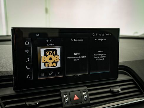 Used 2023 Audi Q5 2.0T Premium w/ Convenience Package image 30