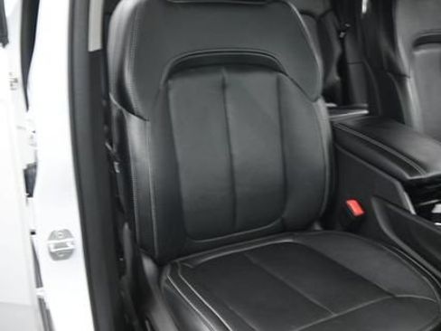 Used 2022 Jeep Grand Cherokee Limited AWD/4WD image 17
