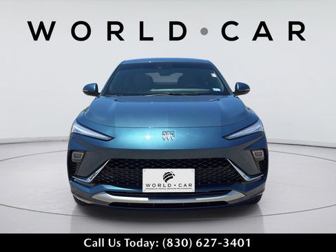 Used 2025 Buick Envista Avenir FWD image 17