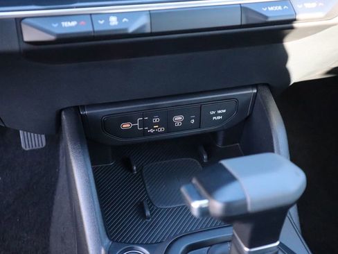 New 2026 Kia Sorento X-Line EX AWD/4WD image 17