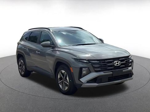 Used 2025 Hyundai Tucson SEL AWD/4WD image 3