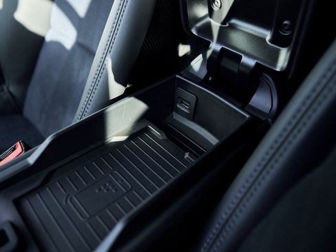 Used 2024 Porsche 718 Cayman GT4 RS w/ Weissach Package image 52