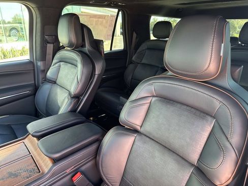New 2025 Lincoln Navigator L Black Label image 13