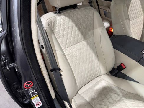 Used 2019 Jaguar XJ L Portfolio image 65