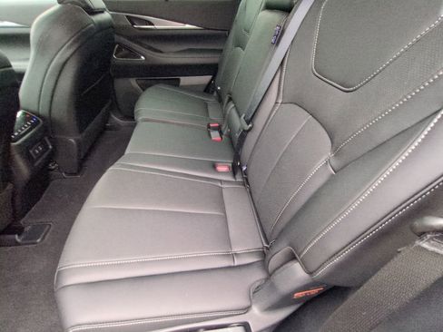 Used 2026 INFINITI QX60 Luxe w/ Cargo Package FWD image 23