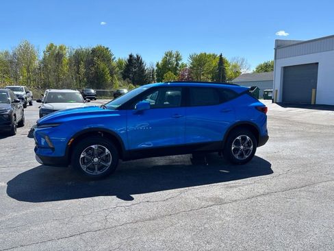 New 2026 Chevrolet Blazer LT w/ Convenience Package FWD image 8
