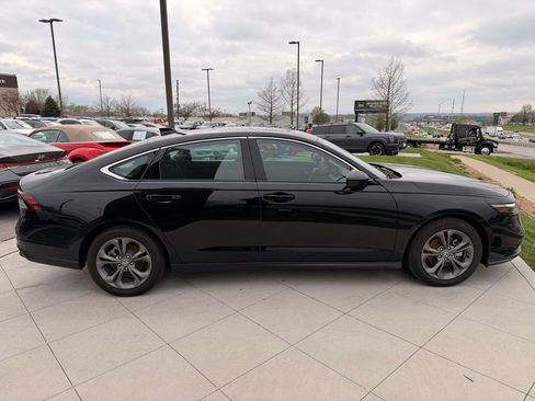 Used 2024 Honda Accord EX image 6