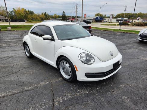 Used 2014 Volkswagen Beetle 2.5 image 10