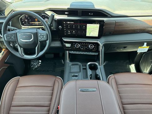 New 2026 GMC Sierra 2500 Denali Ultimate w/ Max Trailering Package AWD/4WD image 7