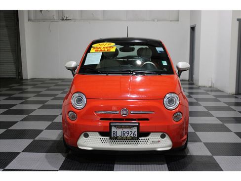 Used 2019 FIAT 500 e image 2