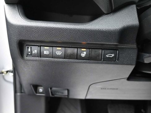 Used 2024 Toyota RAV4 XLE w/ Convenience Package AWD/4WD image 11