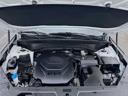 Certified 2023 Kia Telluride S w/ S Sunroof Package image 35