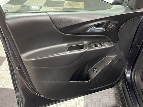 Used 2022 Chevrolet Equinox LT FWD image 7